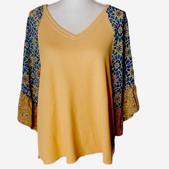 UMGEE Wms Sz Sm Gold Waffle Knit
V Neck 3/4 Puffy Sheer Bell Sleeve Blouse Shirt - Picture 1 of 5